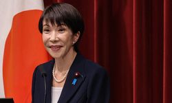 Japonya’nın ilk kadın başbakanı ülkedeki en büyük seçim zaferini kazandı