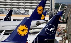 Lufthansa'da 800 uçuş iptal edildi