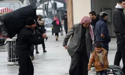 65 yaşında Türk vatandaşlığına geçen Suriyelilere maaş iddiası