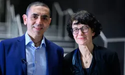 BioNTech’in kurucuları Uğur Şahin ve Özlem Türeci görevlerinden ayrılıyor