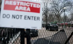 Beyaz Saray'da panik! Etrafı güvenlik çemberine alındı