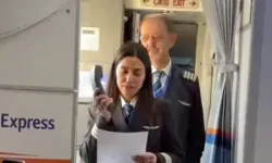 Gökyüzünde duygusal anlar: 45 yıl sonra koltuğunu kızına devretti