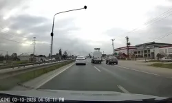 Bir sürücü hem kendi hem de diğer sürücülerin canını tehlikeye attı