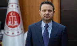 Bakan Gürlek'ten kırmızı bültenle aranan suçluların Türkiye'ye iadelerine ilişkin açıklama