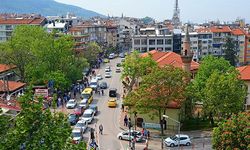 Bursa Büyükşehir Belediyesi’nden Namazgah Caddesi’nde asfalt onarımı