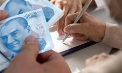 Emekli maaşı ve bayram ikramiyesi aynı anda mı yatacak? Maaşlar öne çekiliyor mu?