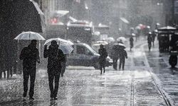 Türkiye "yüksek meteorolojik aksiyon" dönemine giriyor: Nisan'da hava nasıl olacak?