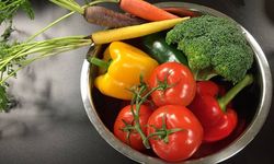 İşte pestisit oranı en yüksek meyve ve sebzeler
