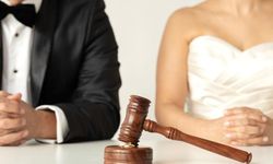 Sadece 3 dakika evli kaldılar! Damadın o sözüyle nikah biter bitmez boşandılar