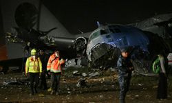 Düşen askeri uçaktan 48 asker yaralı kurtarıldı