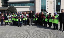 Bursa Büyükşehir'den kadın çalışanlara çiçek jesti