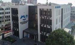 Mersin Büyükşehir Belediyesi'ne operasyon!