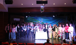 Dünya Tiyatrolar Günü "Komşu Köyün Delisi" İle Kutlandı