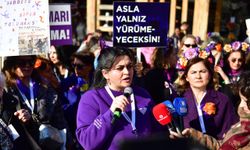 Bursalı kadınlardan özgürlük ve eşitlik yürüyüşü