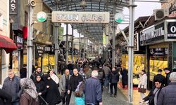 Bursa'da bayram hareketliliği çarşılara yansıdı