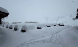 Uludağ'da yoğun kar yağışı