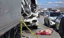 Ankara'da tıra çarpan tanker şoförü hayatını kaybetti