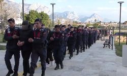 Antalya merkezli 3 ilde gözaltına alınan 25 şüpheliden 14'ü adliyeye sevk edildi