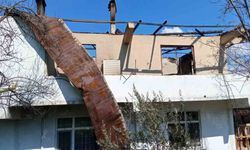 Bolu'da 2 katlı ev alevlere teslim oldu