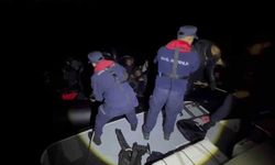 Çeşme açıklarında 34 düzensiz göçmen yakalandı