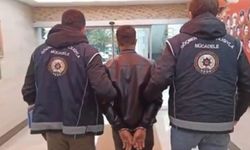 Durdurulan şüpheli araçta 5 kaçak göçmen yakalandı