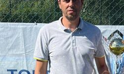 Bursa'da halı sahada kalp krizi geçiren eski futbolcunun o anları ortaya çıktı