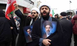 İran'da Kudüs Günü yürüyüşü: Tahran'daki saldırıda 1 kişi hayatını kaybetti