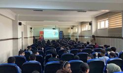 Jandarmadan öğrencilere siber güvenlik eğitimi