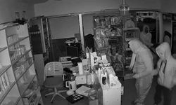 Kadın kılığına girseler de polisten kaçamadılar