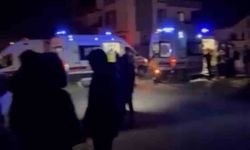 Kavşakta otomobiller çarpıştı: 4 yaralı