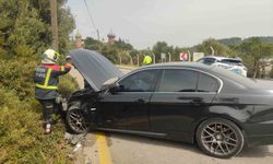 Kuşadası'nda otomobil ile elektrikli araç kafa kafaya çarpıştı: 4 yaralı