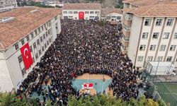 Öğrencisi tarafından öldürülen Fatma Nur öğretmenin anma töreni havadan görüntülendi