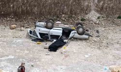 Otomobil 10 metrelik çukura düştü: 1 ölü, 1 yaralı