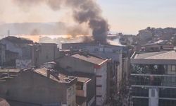 Şehir merkezinde korku dolu anlar: Depo yandı, dumandan göz gözü görmedi