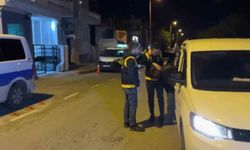 Sopayla sürücünün üzerine yürüyen taksiciye 201 bin lira ceza ve tutuklama