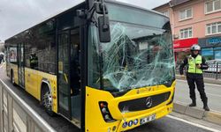 Üsküdar'da iki İETT otobüsü çarpıştı