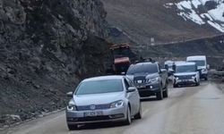 Yüksekova yolu trafiğe kapatılıyor
