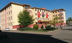 Lisede dehşet: 2 öğretmen ve 1 öğrenci bıçaklandı