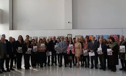 Sanatçı hekimler sergisi açıldı