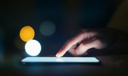 Meta ve YouTube'a 3 milyon dolar tazminat cezası