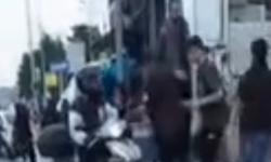 Bursa’da bıçaklı kavga: Genç bacağından yaralandı