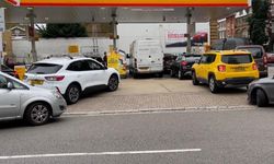 Bazı akaryakıt istasyonlarında "geçici tedarik kısıtı" yaşandığı bildirildi