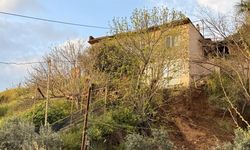 Aydın'da toprak kayması: 3 ev tahliye edildi