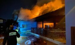 Zincir markette çıkan yangın hasara yol açtı