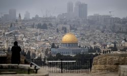 Mescid-i Aksa 41 gün sonra ibadete açıldı