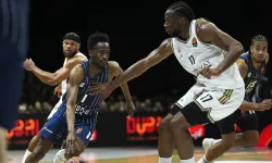 Anadolu Efes, Dubai Basketbol'u farklı yendi