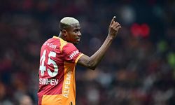 Osimhen, Gençlerbirliği maçında sahada