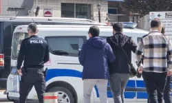 Yolda yürüyen kadının fotoğrafını çekti: Meydan dayağı yedi