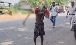 Mezardan kardeşini çıkarıp para çekmeye gitti