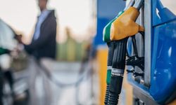 Akaryakıta gelecek dev zam iptal edildi